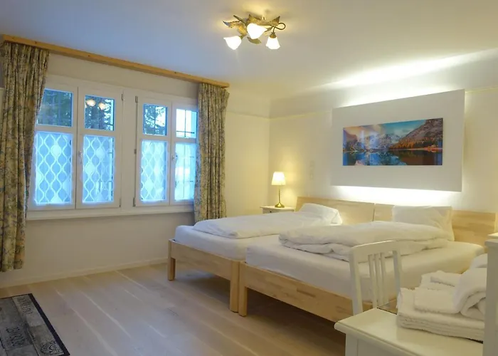 Surselva شقة أروسا